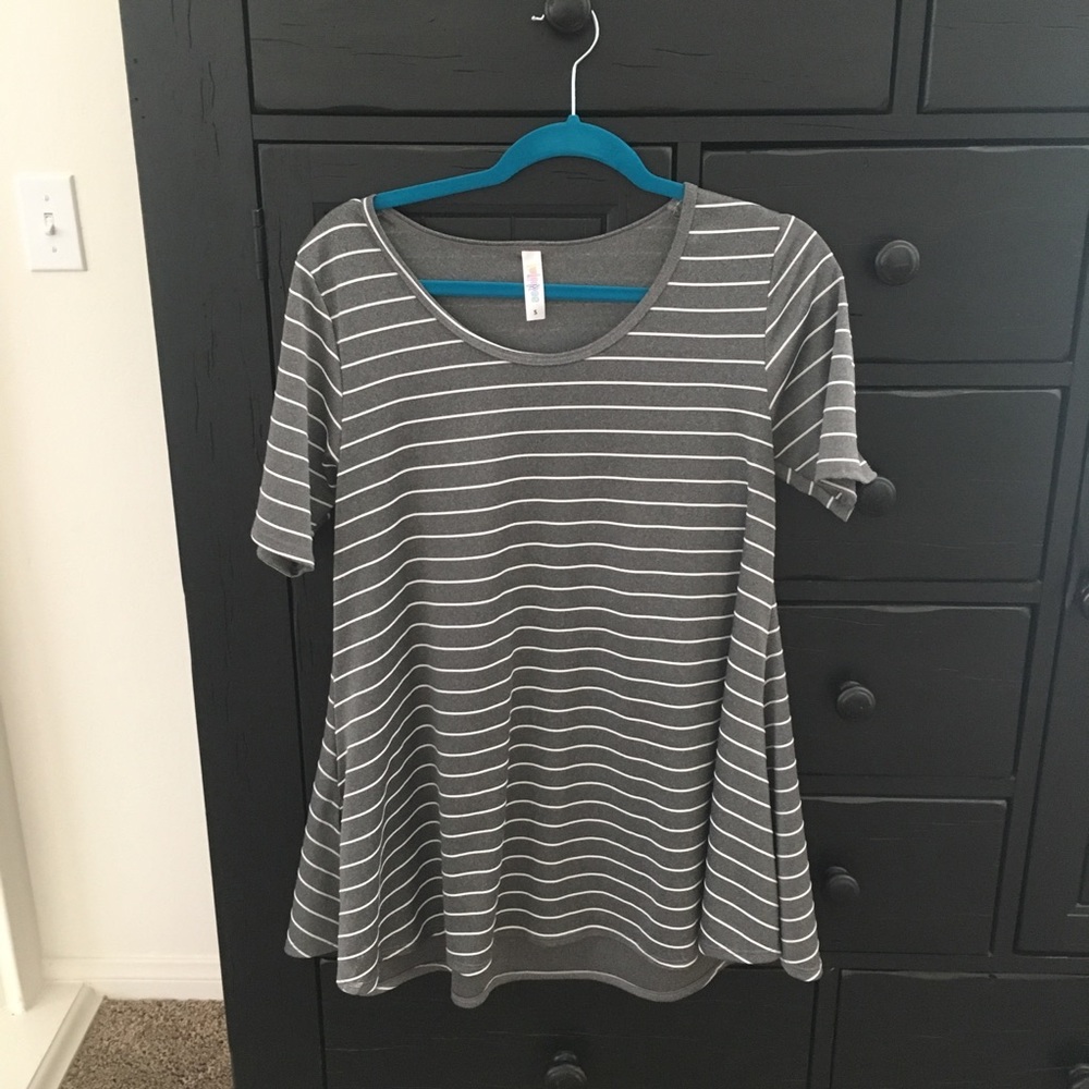 Lularoe perfect T Size S